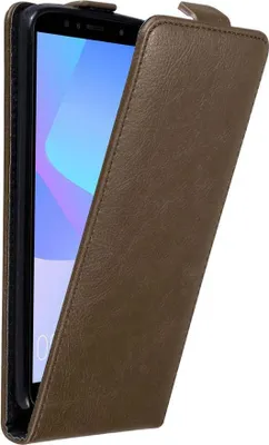 Produktbild von Cadorabo Hülle für Honor 7A / Huawei Y6 PRIME 2018 Schutz Hülle in Braun Flip Etui Handyhülle Case Cover