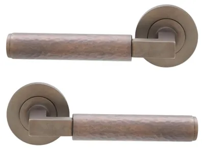 Türgriff-Paar Matt Antik Gehämmert Messing 130 mm