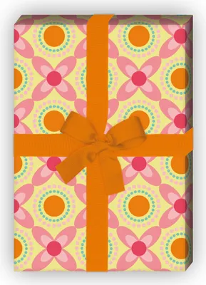 Produktbild von Cooles Retro Geschenkpapier mit Blumen und Sonnen im Vintage Design, rosa - G8829, 32 x 48cm