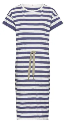 Immagine prodotto di Abito da donna camel active, colore blu oceano, con cintura in vita. (Categoria: Abbigliamento femminile)