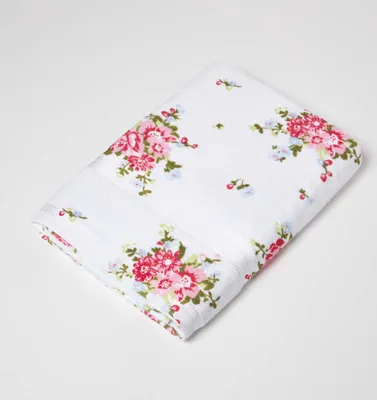 Produktbild von HOMESCAPES Frottee Badetuch mit rosa Vintage Blumen-Print Baumwoll-Handtuch 100x150cm – weiß