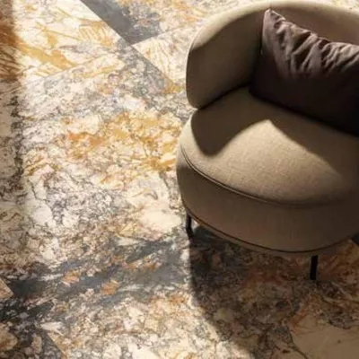 Imagen del producto de CASA39. Gres porcelánico con efecto mármol, color Oro, 120x120 cm. Marca: La Faenza Aesthetica