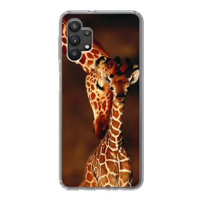 Produktbild von MuchoWow® Handyhülle Schutzhülle Hülle für Samsung Galaxy A32 5G Giraffe - Kalb - Porträt Silikon Softcase Handy Hülle - Softcase