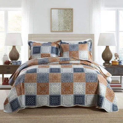 Produktbild von Famanu Bettüberwurf Patchwork 220 x 240 cm - 3-teilige Set mit Kissenbezügen
