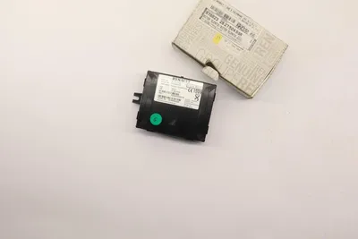 Obrázok produktu pre Originálne riadiaca jednotka RENAULT, číslo dielu 282750498R