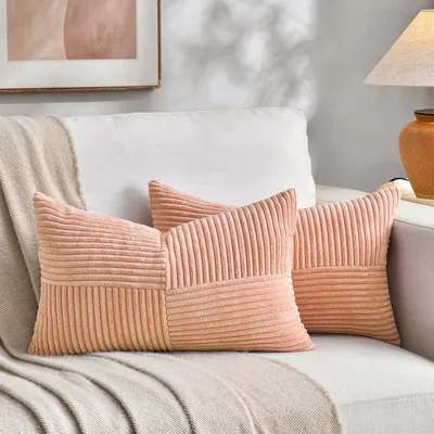 Produktbild von Set mit 2 lachsrosa Cord-Kissenbezügen, 50 x 70 cm, weich, modern, dekorativ, für Sofa, Schlafzimmer, Wohnzimmer, Bett