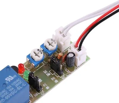 Immagine prodotto di Timer regolabile da 0 a 15 minuti per 5 V CC/12 V CC/24 V CC