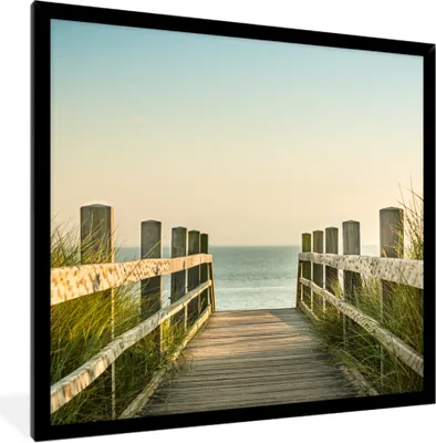 Produktbild von MuchoWow® MuchoWow® Gerahmtes Poster Meer - Weg - Zaun 40x40 cm - Poster mit zchwarzem Bilderrahmen - Mit Rahmen - Wanddekoration Schlafzimmer