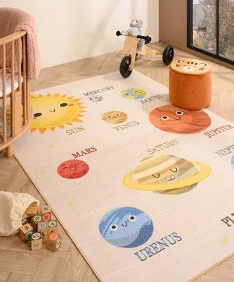 Immagine prodotto di Tappeto per bambini Unyqoos® Joy – Motivo: pianeti, beige, 100x150 cm, antiscivolo e  Oeko-Tex, tappeto morbido per la cameretta dei bambini