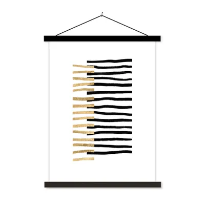 Produktbild von MuchoWow® Textilposter Linie - Gold - Gestaltung 40x53 cm mit schwarzem Rahmen - Abbildung