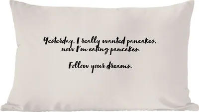 Produktbild von MuchoWow® Zierkissen Sofakissen Wohnzimmer Dekokissen 50x30 cm Zitate - Pfannkuchen - Sprichwörter - Folge deinen Träumen - Pfannkuchenliebhaber - Wohnzimmerdekoration - Polster mit Photo