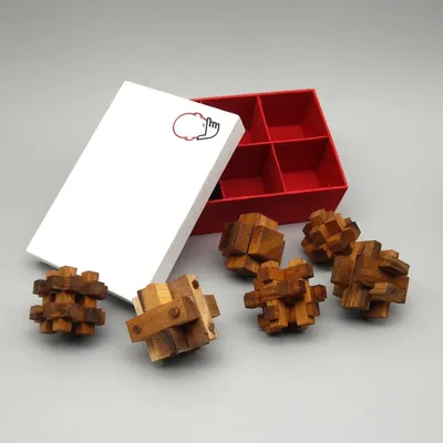 Produktbild von Knobelspiele-Set - Geschenkidee für Denker