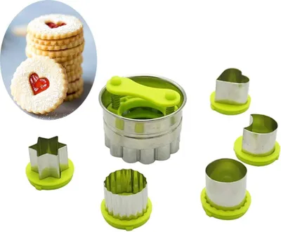 Produktbild von Backen Fondant Plätzchen Linzer-Ausstecher Keksausstecher 6 Stück Unterschiedliche Größen, Weihnachten Ausstechformen Set Aus Edelstahl für Weihnachten Keks, Plätzchen, Tortendekorationen