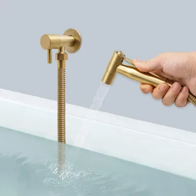Immagine prodotto di Rubinetto per bagno con doccetta bidet, doccia a mano, design a parete, oro, G1/2