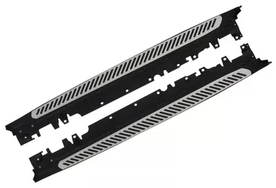 Imagen del producto de Escalones laterales para BMW X6 F16, modelos 2014-2019.