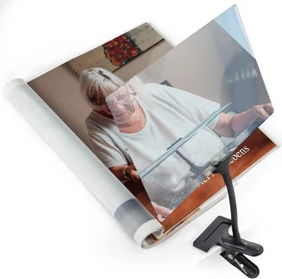 Produktbild von Famanu Leselupe Ergonomisch - DIN A4, 3-fach Vergrößerung, mit flexibler Halterung