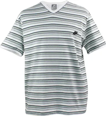 Produktbild von Nike T-Shirt mit kurzen Ärmeln, aus 100% Baumwolle und gesticktem Logo