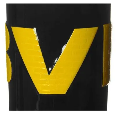 Produktbild von 3D-Tasse, 0,3 l, schwarze Keramik, gelber 3D-„BVB“-Schriftzug