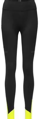 Image de GORE WEAR Concurve : leggings thermiques pour femmes, idéaux pour la course par temps froid. Ces leggings thermiques offrent une excellente isolation pour les températures basses