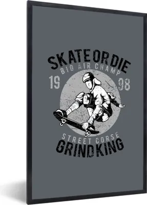 Produktbild von MuchoWow® MuchoWow® Gerahmtes Poster Skateboard - Mann - Vintage 40x60 cm - Poster mit zchwarzem Bilderrahmen - Papierdruck - Wandbilder