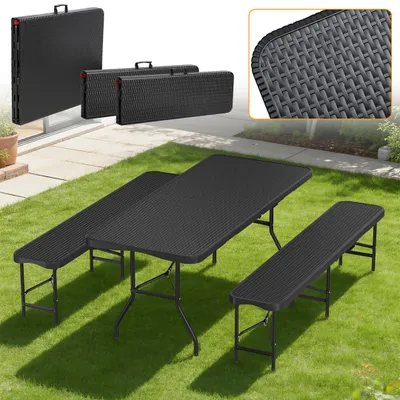 Immagine prodotto di Set da birreria Izrielar 3 pezzi, tavolo + 2 panche, pieghevole, effetto rattan nero – 180 x 74 x 74 cm – Set di mobili da giardino Set da birreria Set di sedute
