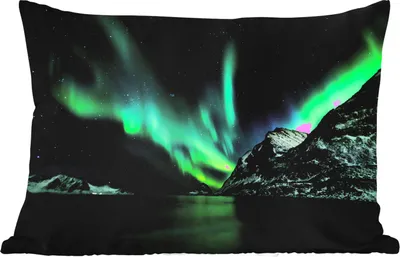 Produktbild von MuchoWow® Outdoor Kissen - Nordlichter - Strand - Norwegen - 50x30 cm - Wetterfest - Lounge Kissen - Sofa kissen - Wohnzimmer Dekoration