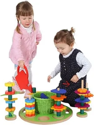 Produktbild von Holzspielzeug Garten Steckspiel LxBxH 405x405x150mm NEU