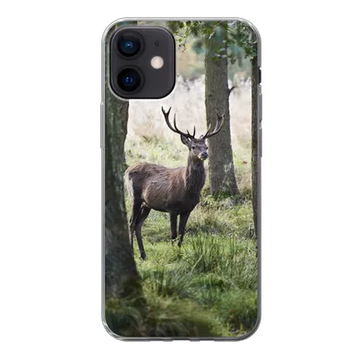 Produktbild von MuchoWow® Handyhülle Schutzhülle Hülle für iPhone 12 Hirsche - Bäume - Gras Silikon Softcase Handy Hülle - Schutzhülle