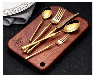 Produktbild von Besteckset aus gehämmertem 18/10 Edelstahl
