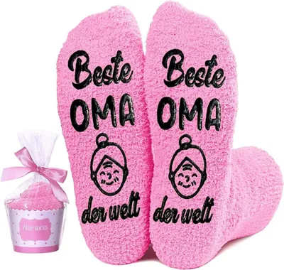 Productafbeelding van Dames sokken, ideaal om in te ontspannen, met de tekst "Beste mama/oma van de wereld", verpakt in een cadeauverpakking van polyester