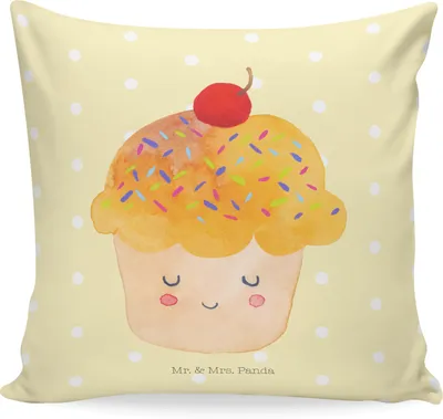 Produktbild von Mr. & Mrs. Panda Deko Kissen Cupcake - Gelb Pastell - Geschenk, Muffin, Küche Spruch, für sofa, bedruckt, Zierkissen, Cupcakes, Lustige Sprüche, Wunder, couch, Motivation