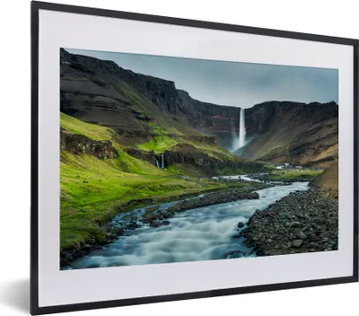 Produktbild von MuchoWow® MuchoWow® Gerahmtes Poster Wasserfall - Skandinavien - Hengifoss 40x30 cm - Poster mit zchwarzem Bilderrahmen - Bilderrahmen - Poster im Rahmen