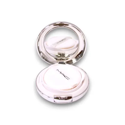 Image de MAC, Lightful C+, Compact Foundation, Extra Light Rose, SPF 50, 12 g