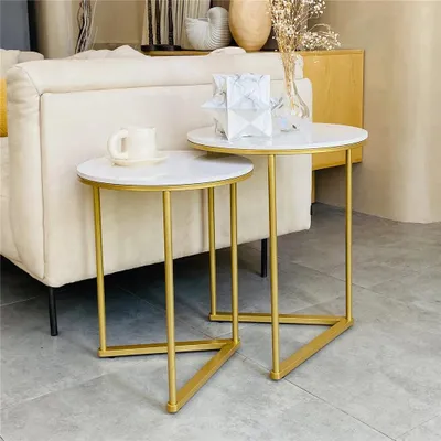 Image de Tables rondes d'appoint - Petites tables - Tables basses - Lot de 2 - Aspect marbre - Structure en métal doré - Tables gigognes