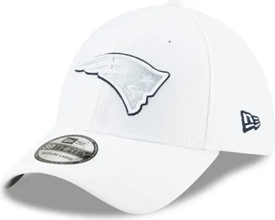 Produktbild von New Era 39Thirty Cap PLATINUM Sideline New England Patriots