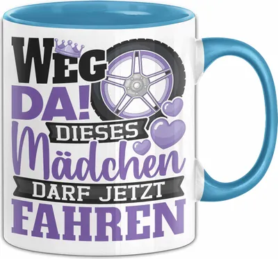 Produktbild von Führerschein Bestanden Geschenk Tasse Bestandener Führerschein Dieses Mädchen Darf Jetzt Fahren Auto Motorrad Fahrschule Kaffee-Becher (Blau)