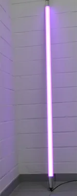 Produktbild von 6472 LED Leuchtstab Satiniert 1,23m Länge 1700 Lm IP20 Innen Violett