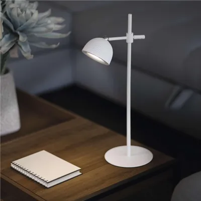 LED stolní lampa SOPHIE, nabíjecí, bílá