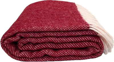 Produktbild von Fair De Luxe Wolldecke 100% Wolle | wärmende Wohndecke/Plaid vielseitig einsetzbar | Rot