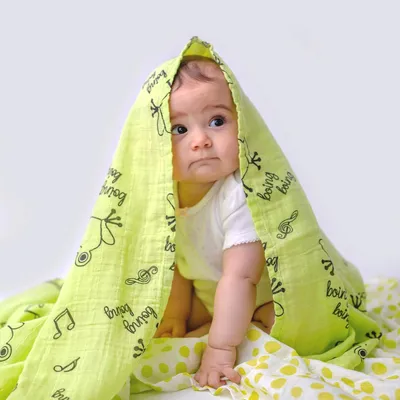 Image de Milk&Moo Cacha Frog Musselin Couverture à langer (set de 2), 100% coton, tissu d'allaitement, 2 pièces de couverture de bébé en mousseline pour poussette et siège bébé, 110x110 cm, vert