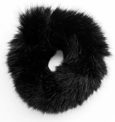 Produktbild von Klassischer Haargummi aus weichem, flauschigem Kunstfell in Schwarz