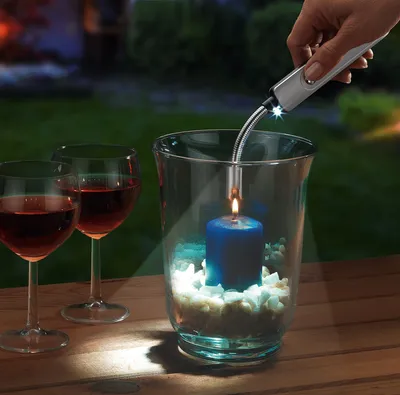 Produktbild von Maximex LED Lichtbogen-Feuerzeug, Elektrisches Feuerzeug ohne Gas & Benzin, Wiederaufladbarer Stabfeuerzeug Lichtbogen ohne Nachfüllen, flammenlos & windsicher, mit LED-Anzeige & Licht, 22x2,5x1,5 cm