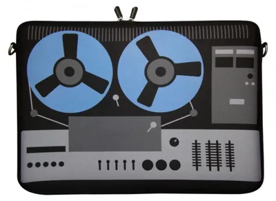 Produktbild von Digittrade 13.3" DeeJay, Schutzhülle, 33,8 cm (13.3")
