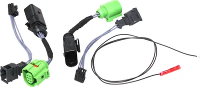 Obrázek produktu pro Originální adaptér Kufatec HALOGEN US na LED facelift zadní světla pro Audi A5 8T