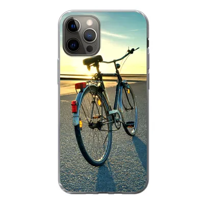 Produktbild von MuchoWow® Handyhülle Schutzhülle Hülle für iPhone 13 Pro Nordsee - Fahrrad - Sonnenuntergang Silikon Softcase Handy Hülle - Handy-Tasche