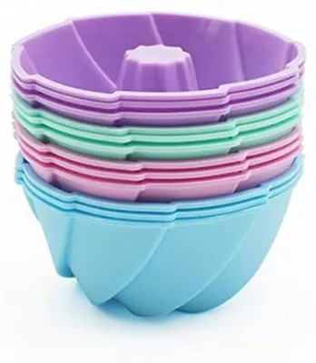 Produktbild von Famanu Mini-Silikon Gugelhupfformen Set - Wiederverwendbare Muffinförmchen für Kuchen und Cupcakes (12 Stück)