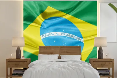 Produktbild von MuchoWow® Fototapete für Wohnzimmer oder Schlafzimmer Wandtapete Vinyl Motivtapete Nahaufnahme der Flagge von Brasilien - 240x240 cm - Schlafzimmer-Tapete