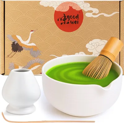 Immagine prodotto di Set Matcha "Camellia White" con ciotola con beccuccio, frustino e supporto – set raffinato in Vetroceramica fine per un matcha cremoso e una cerimonia del tè elegante