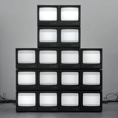 Productafbeelding van Nowhere Generation (van Mintpack)