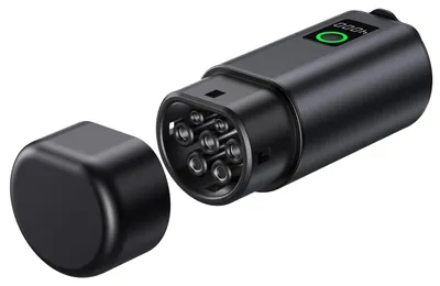 Imagen del producto de Adaptador V2L Tipo 2 - Schuko de 3500W con pantalla de potencia y estuche - color